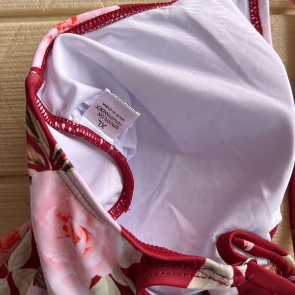 Women’s 2pcs swimsuit NWOT - Picture 6 of 7